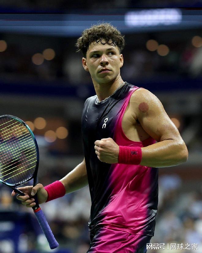 近年来在举 近年来在举